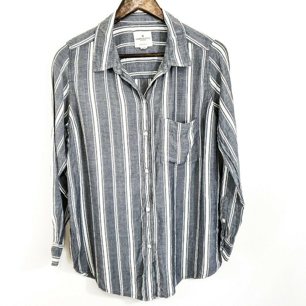 American Eagle Women's Oversized Button Top Size S Vertical Striped